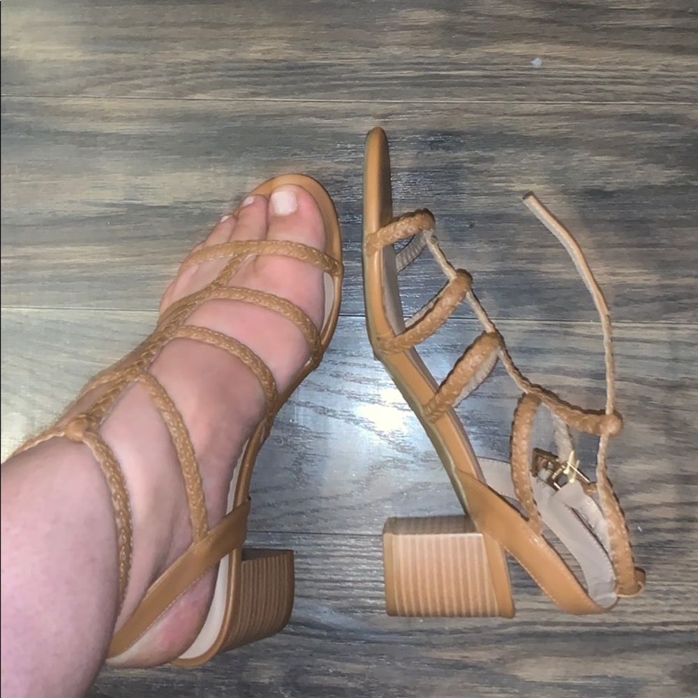 Block heel sandals